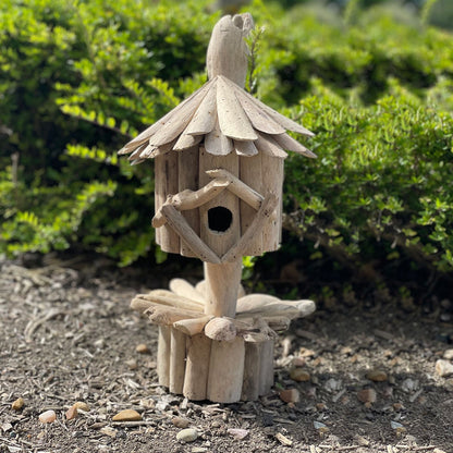 Recycled Driftwood Birdbox – Stand: 26x26x47 CM rustic driftwood birdhouse on stand in garden