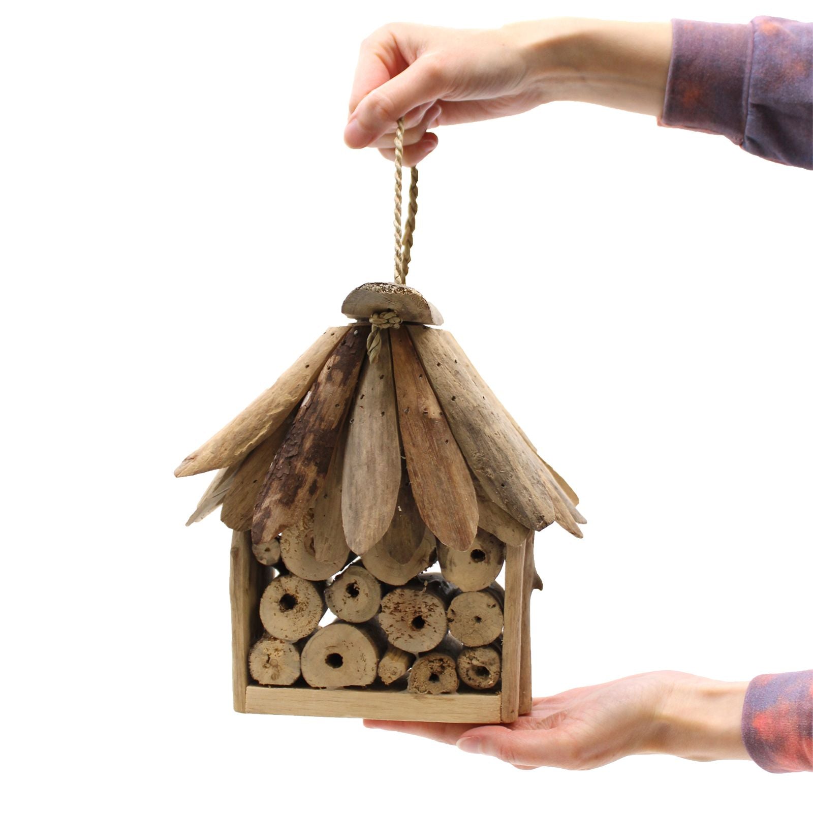 Recycled Driftwood Insect Box – 20x25x26 CM colgante de madera reciclada con cuerda, refugio para insectos para jardín