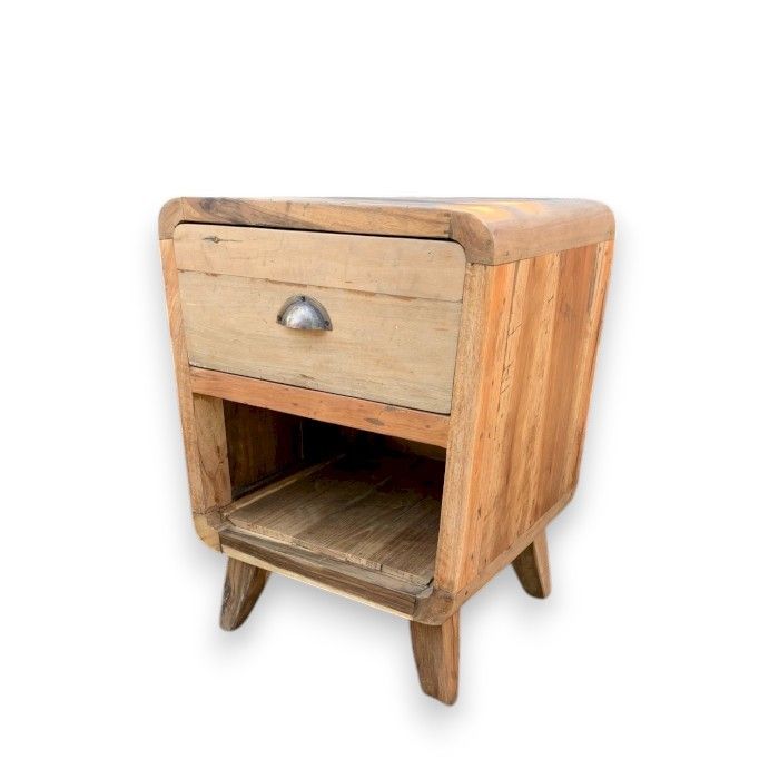 Alt Tag: Recycled Teak Bedside Table – 45x37x57 CM con cajón y estante abierto, madera de teca reciclada, mesita de noche