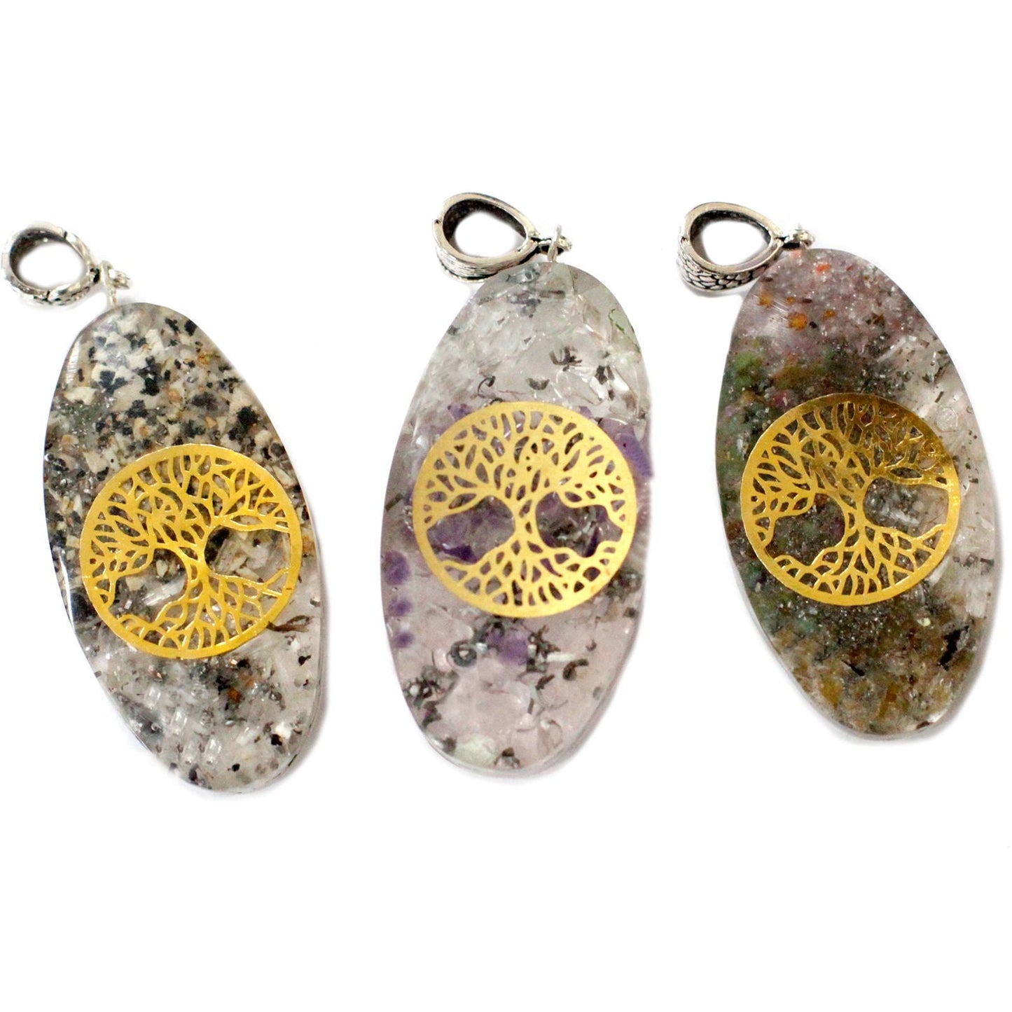 Resin & Gemstone Orgonite Pendant – 7 Chakra Oval Tree, colgante ovalado de resina con piedras naturales y detalle Árbol de la Vida dorado