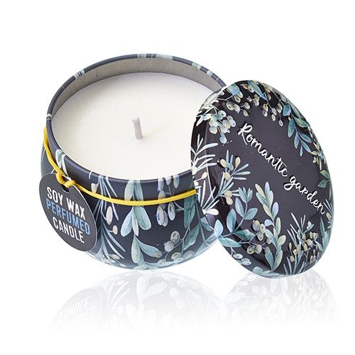 Alt Tag: Romantic Garden Soy Wax Candle – 6.5x5 CM vela de cera de soja en lata decorada con tapa floral, perfumada
