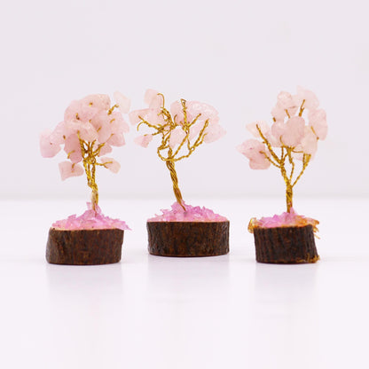 Rose Quartz Gemstone Tree – Mini 6CM, 15 Stones, mini árbol decorativo de cuarzo rosa con 15 piedras sobre base de madera