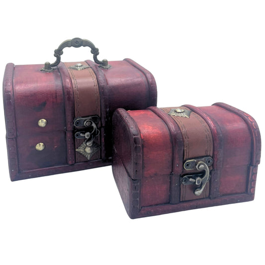 Alt-Tag: Rustikale MDF-Boxen im Vintage-Stil – Set mit 2, rustikale rotbraune Aufbewahrungsboxen mit Metallverschlüssen und Griff