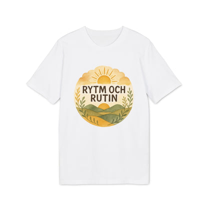 Alt Tag: Rytm Rutin Bomulls Premium Unisex T-Shirt white cotton tee with "Rytm och Rutin" sunrise landscape graphic
