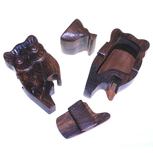 Alt Tag: Saman Wood Magic Box – Owl Design, handmade owl-shaped wooden puzzle box with secret compartment, Indonesia, 6x2 cm