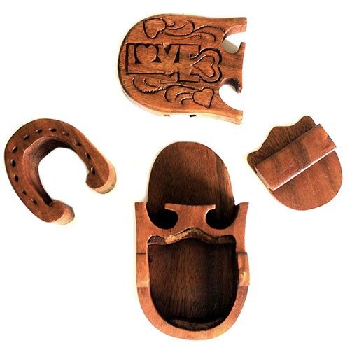 Alt-Tag: Geschenkbox als Saman-Holzpuzzle – Love Lock, Saman-Holz-Puzzlebox mit Vorhängeschloss-Verschluss, handgeschnitzte Teile