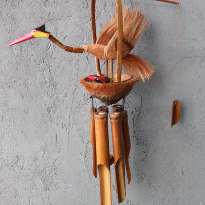 Alt Tag: Seagrass & Bamboo Wind Chime – Mother & Chicks 105CM colgante de bambú y seagrass con diseño de ave madre y polluelos