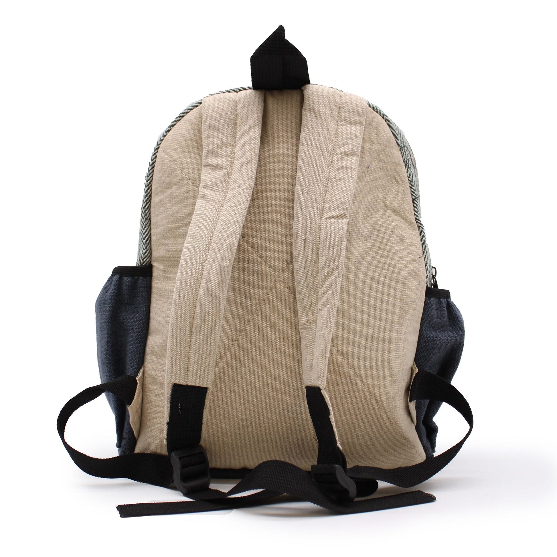 Alt Tag: Small Hemp Backpack - Bohdi Tree Design vista trasera con correas acolchadas ajustables, bolsillos laterales y tejido de cáñamo y algodón