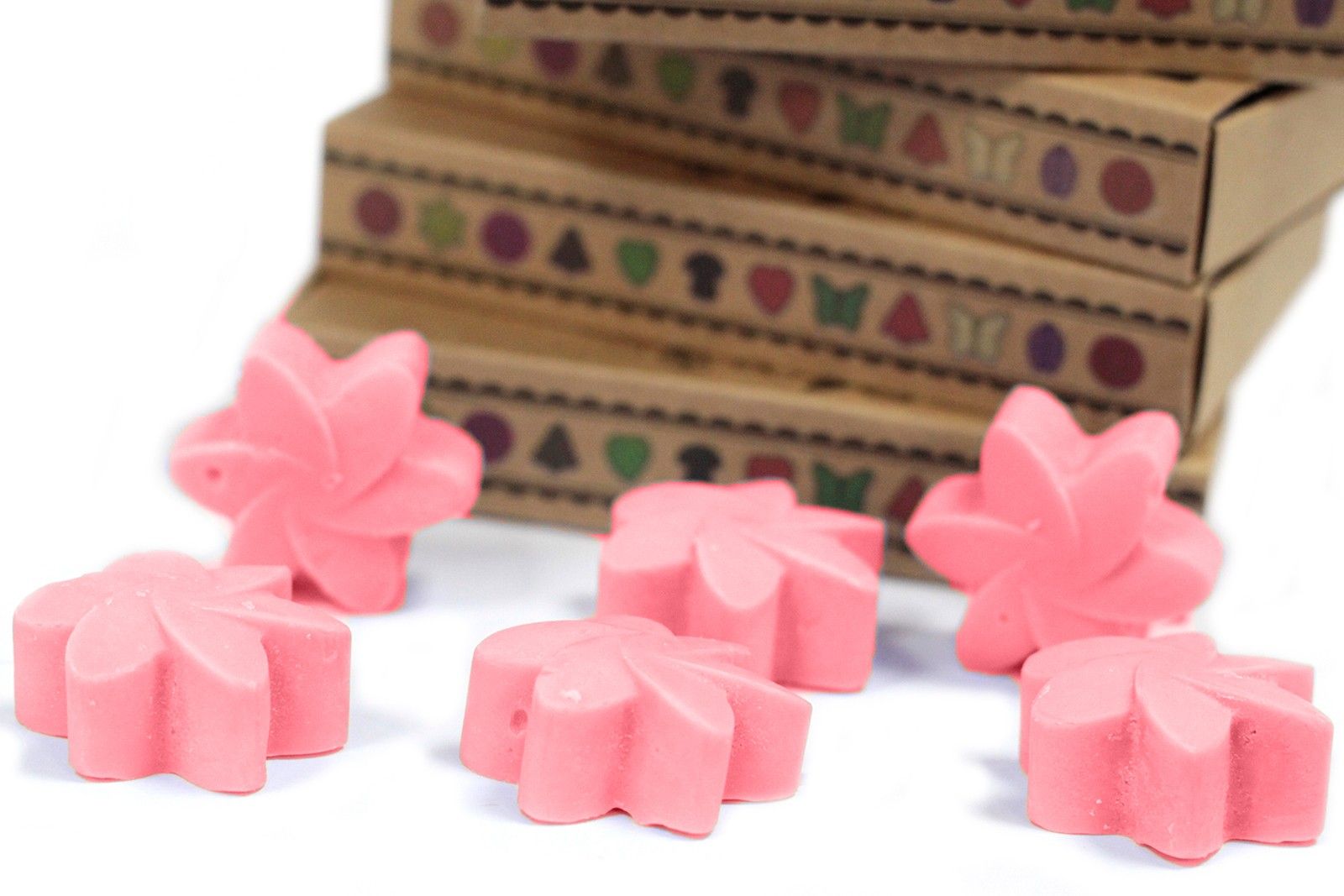 Alt Tag: Set de regalo de wax melts Soy Blend – wax melts con mezcla de soja, en forma de flor rosa de magnolia japonesa, con cajas de regalo