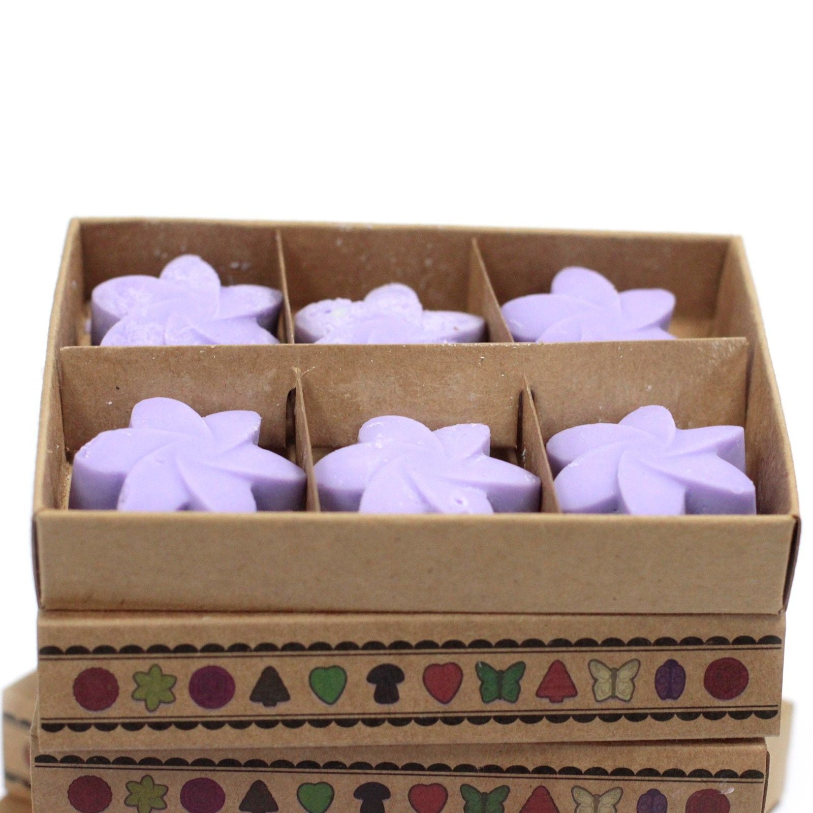 Alt Tag: Soy Blend Wax Melts Gift Set – Lavender Fields set of purple flower-shaped wax melts in divided kraft gift box