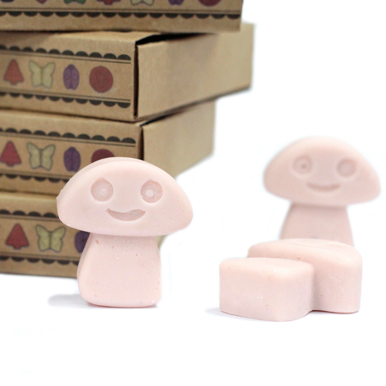 Soy & Palm Luxury Wax Melts – Old Ginger Gift Set with boxed wax melts in cute mushroom shapes