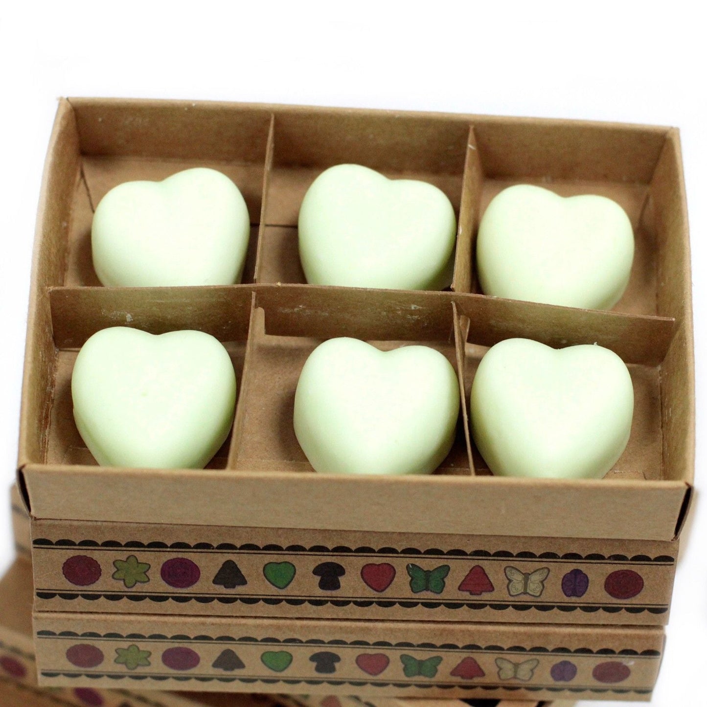 Soy & Palm Wax Gift Set – 6 Mint & Menthol Melts in heart shape, paraffin-free wax melts in a divided gift box