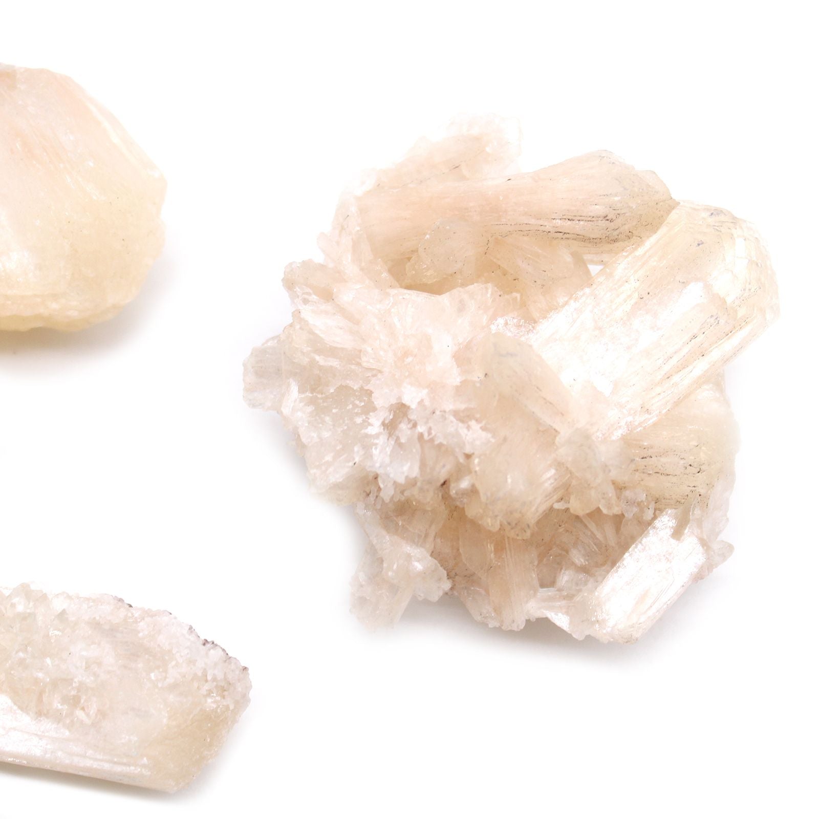 Stilbite & Apophyllite Specimen – 20–30 MM mineral crystal cluster, natural pale peach specimen on white background