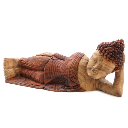 Alt Tag: Sovande Buddha-staty i suarträ – 50CM handskuren liggande Buddha-dekor i suarträ, detaljrik dräkt och texturerat hår