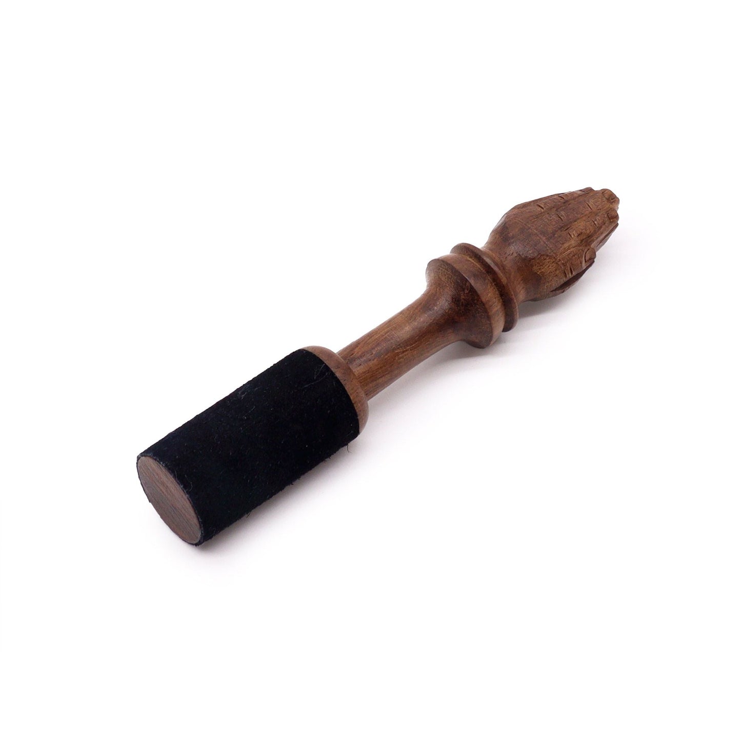 Alt-Tag: Holzstab aus Terminalia elliptica – 14CM Namaste-Schnitzerei, Holzschlägel mit schwarzem Griff für Klangschalen und Gongs