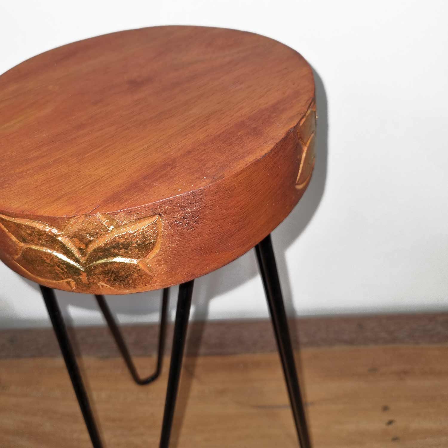 Terracotta & Black Albasia Wood Plant Stand – 19.5x46 CM, round wooden top with carved detail and black metal hairpin legs