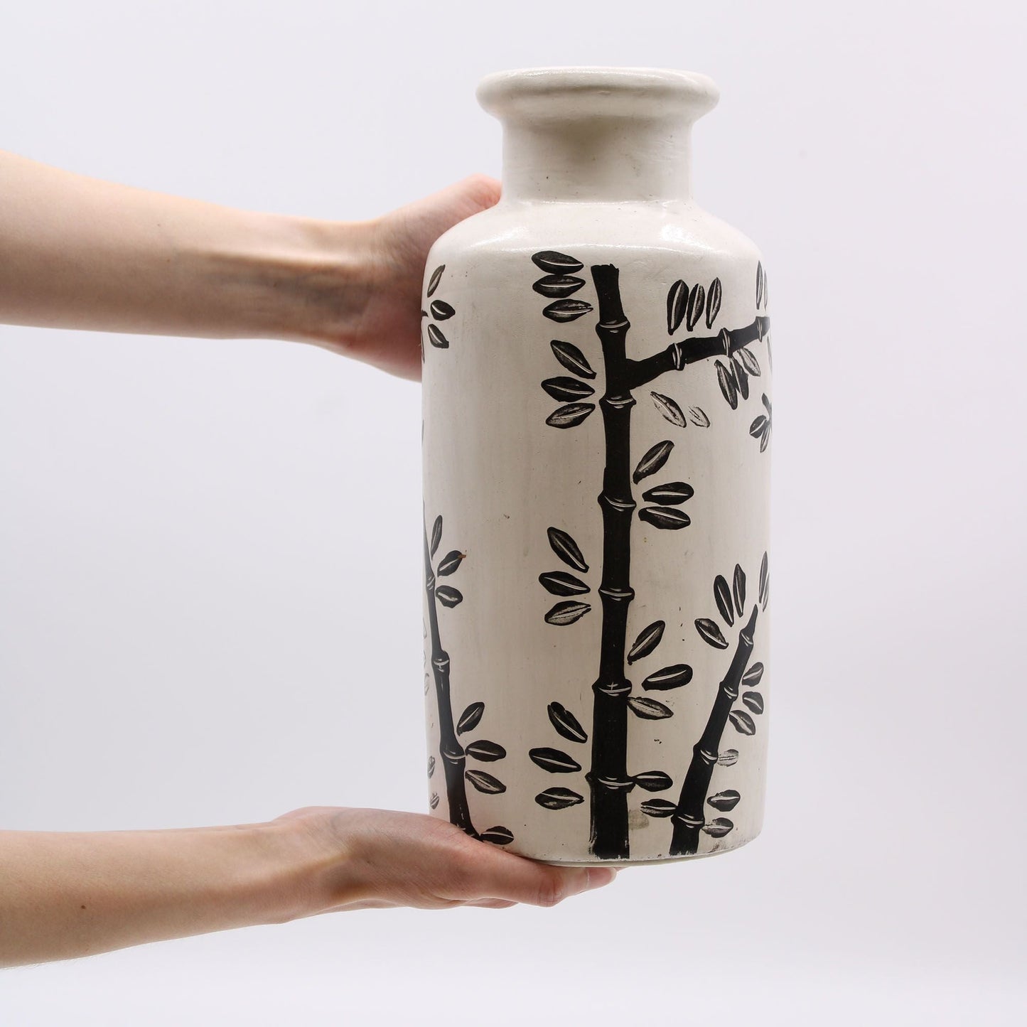 Terracotta Motif Vase – 32x14 CM, ceramic vase with bamboo motif in black and white, handcrafted decor accent