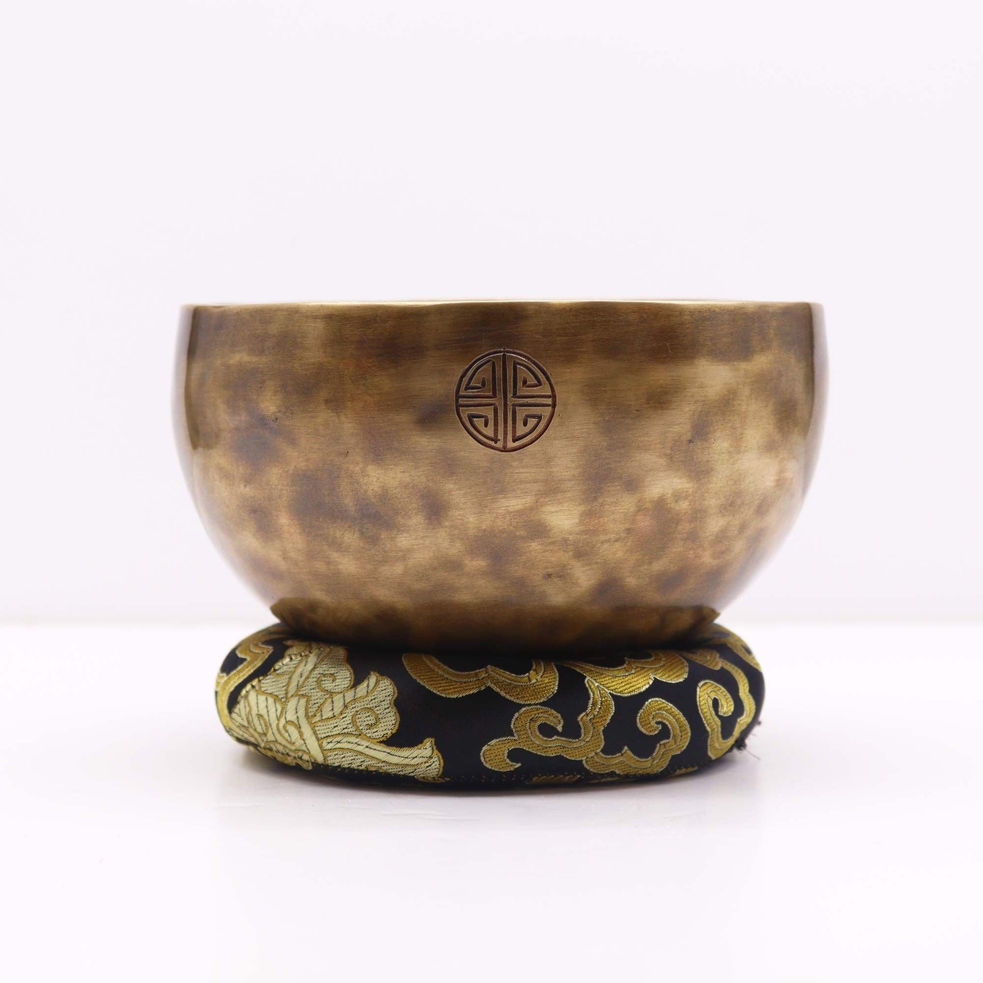 Alt Tag: Textile Polyester Hoop Cushion – 16CM with singing bowl on decorative hoop cushion base, stable support for 18-20CM bowl