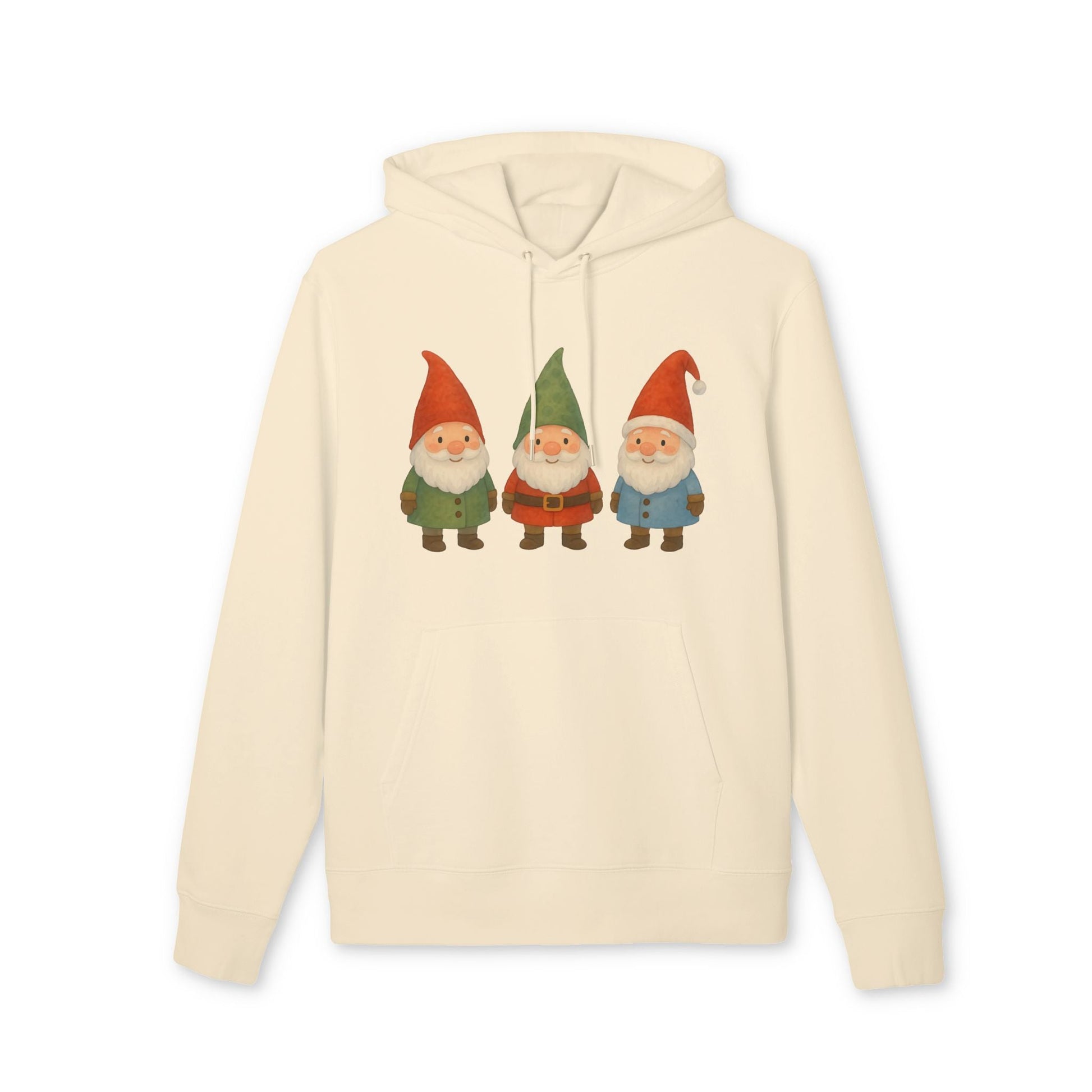 Alt Tag: Three Little Gnomes Christmas Sustainable Unisex Hoodie en algodón orgánico con diseño de tres gnomos navideños, color crema