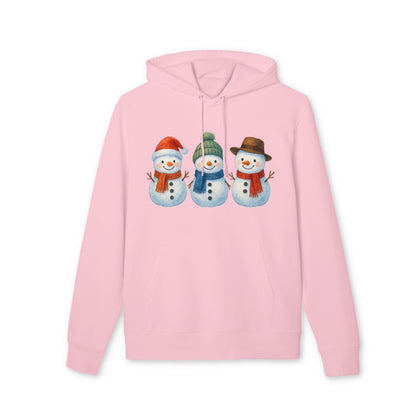 Alt Tag: Three Little Snowmen Christmas Premium Unisex Hoodie rosa con tres muñecos de nieve navideños estampados en el frente