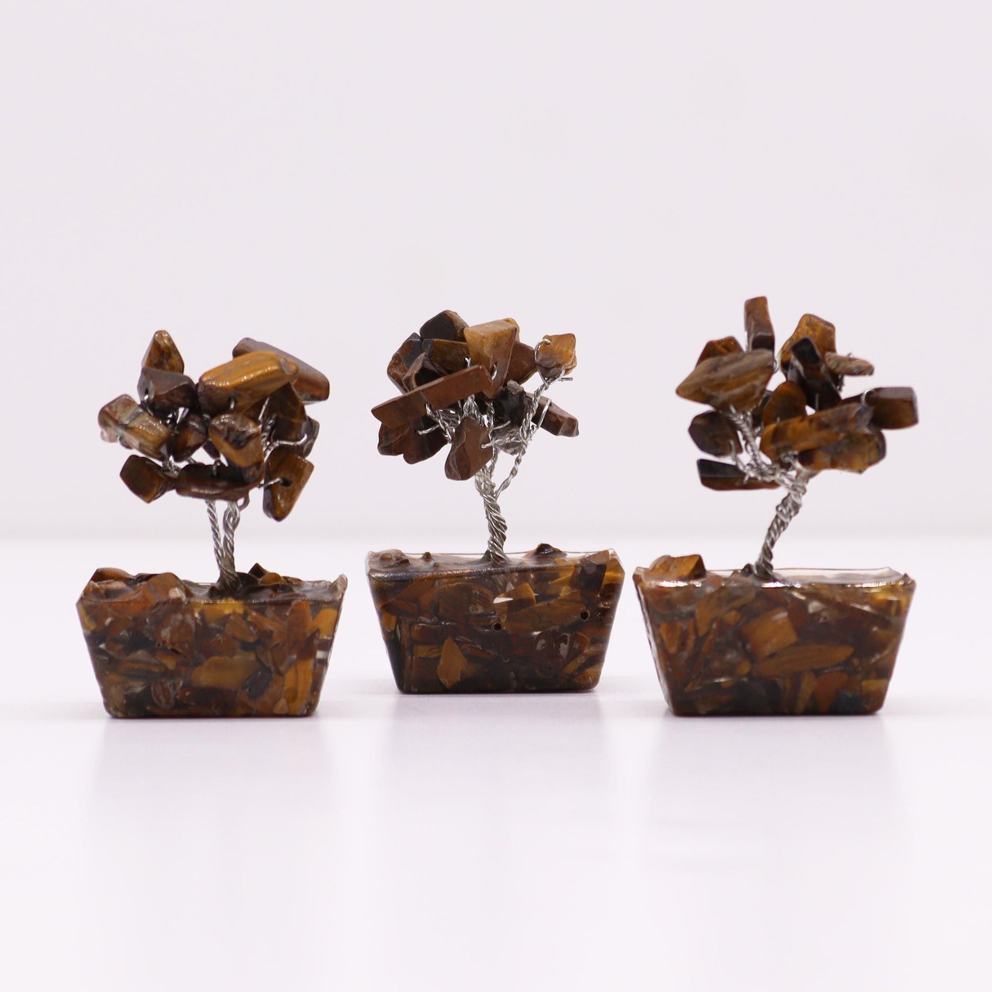 Tiger Eye Mini Gemstone Tree – 15 Stones, 5CM mini árbol de gemas de ojo de tigre con base de orgonita, decoración compacta