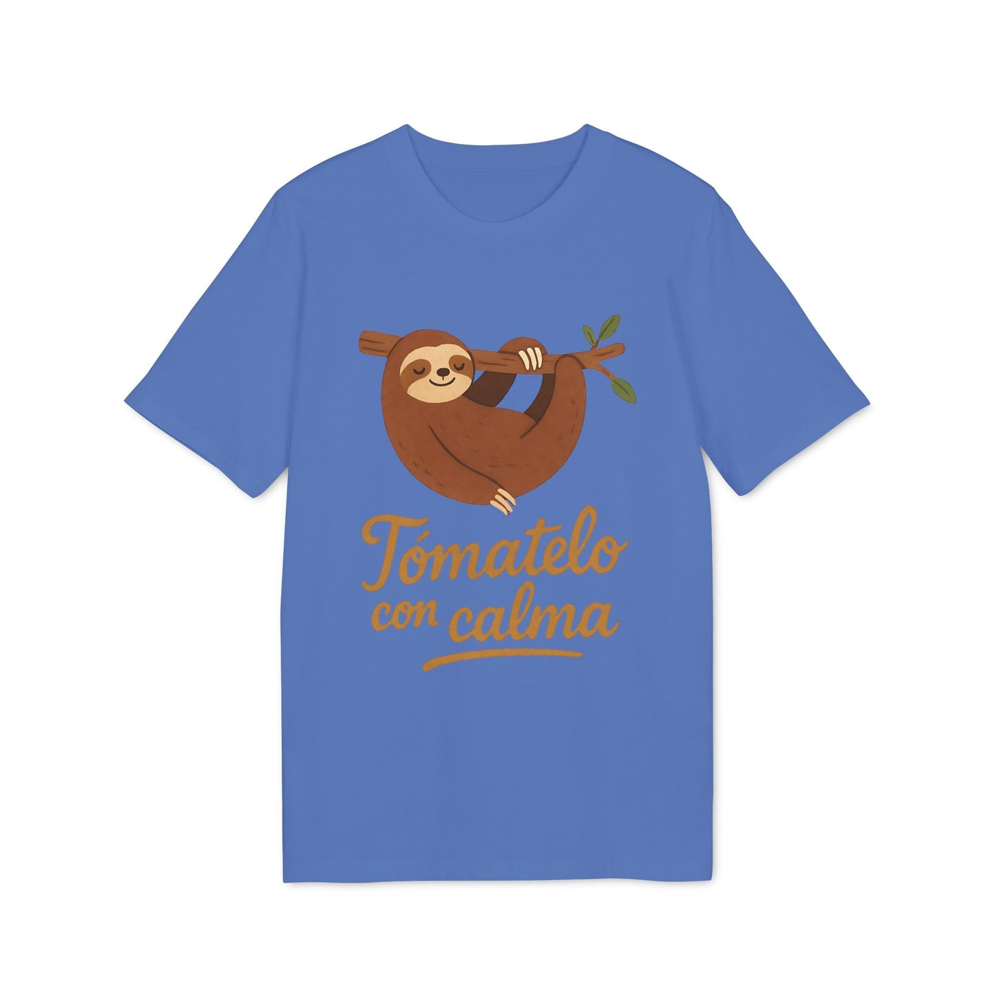 Tomatelo Calma Nachhaltiges Unisex T‑Shirt in Blau mit Faultier-Illustration auf einem Ast und dem Text „Tomatelo con calma“