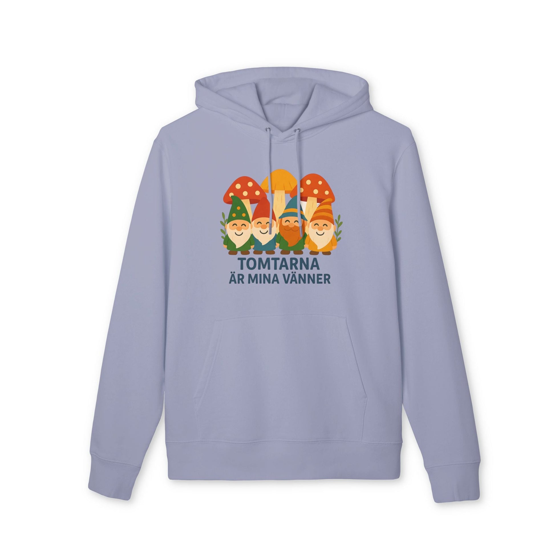 Tomtarna Är Mina Vänner Sustainable Unisex Hoodie i ljuslila med tomte- och svampmotiv samt text framtill