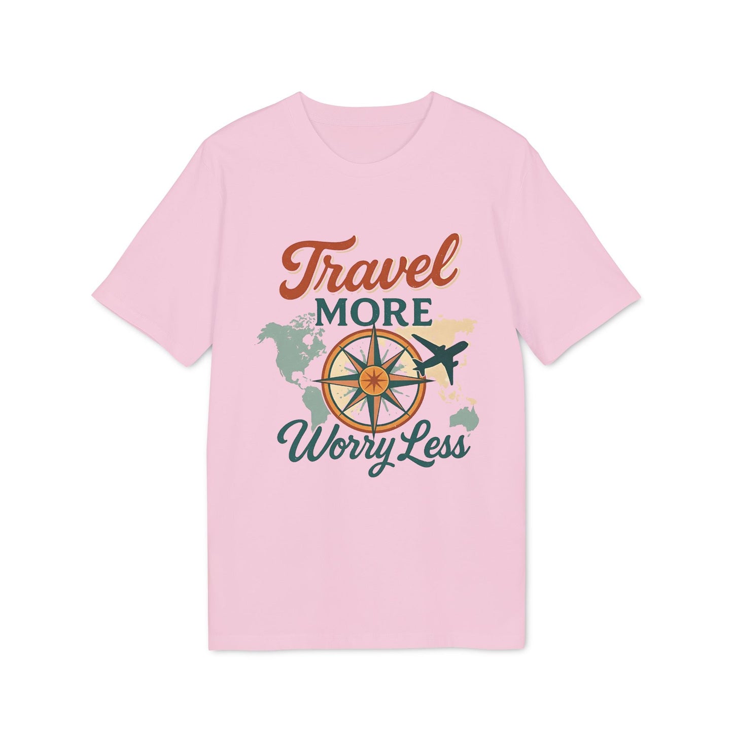 Alt Tag: Travel More Worry Less 100% Organic Cotton T-Shirt rosa con gráfico de brújula, avión y mapa del mundo al frente