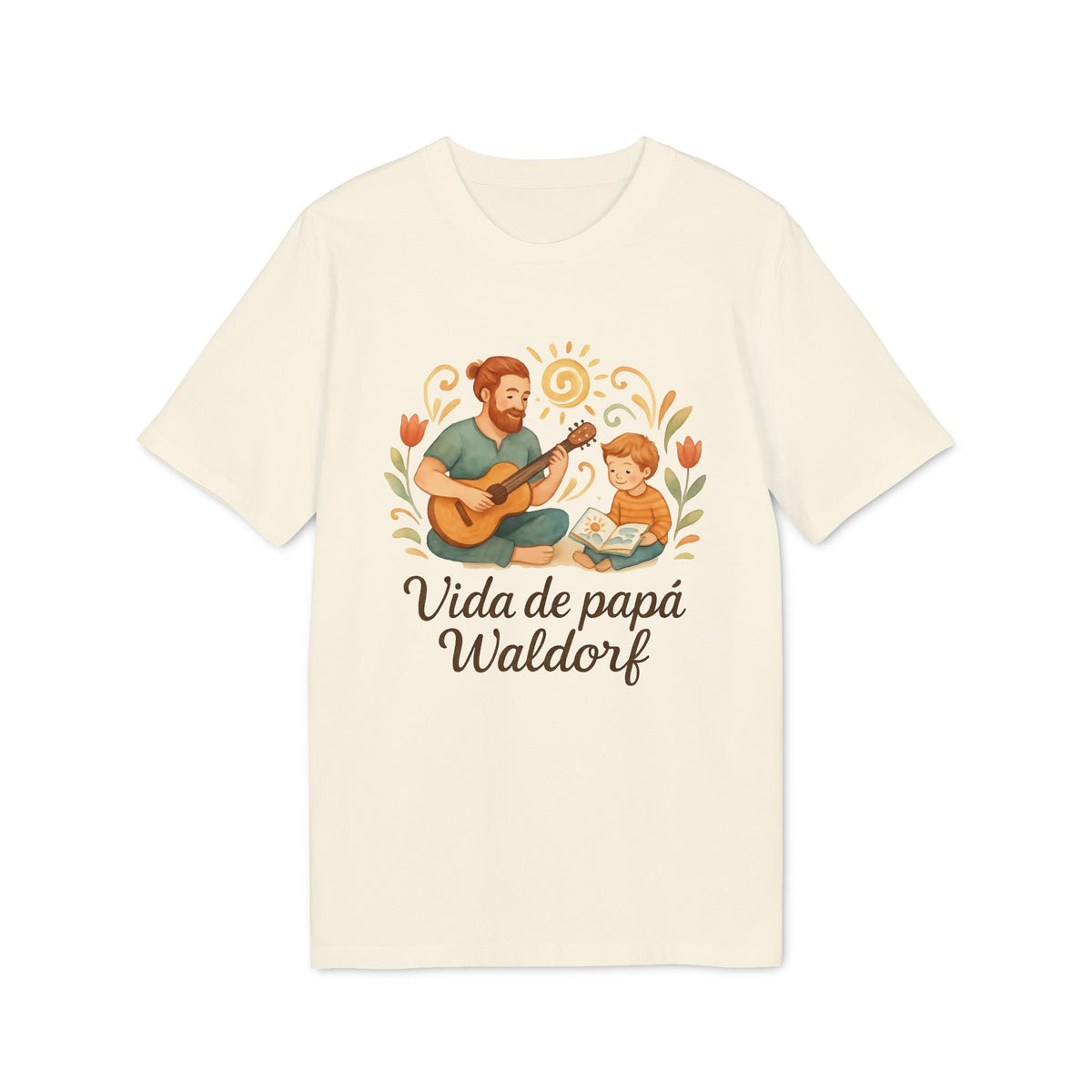 Alt Tag: Vida Papa Waldorf Sustainable Unisex Tee crema con ilustración de papá tocando guitarra y niño leyendo, texto “Vida de papá Waldorf”