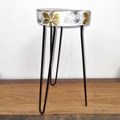 Alt Tag: Whitewash Albasia Wood Plant Stand – 19.5x46 CM, whitewashed wood top with floral detail on black metal legs
