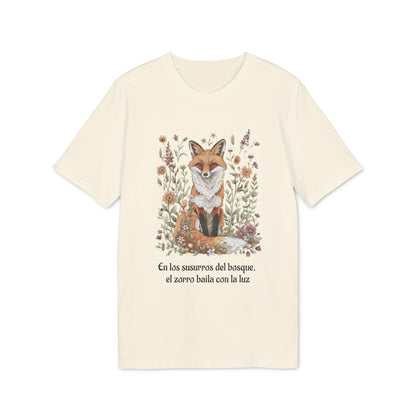 Zorro Espiritual Orgánica Consciente Premium Unisex T-Shirt crema con ilustración de zorro y flores, texto: “En los susurros del bosque...”